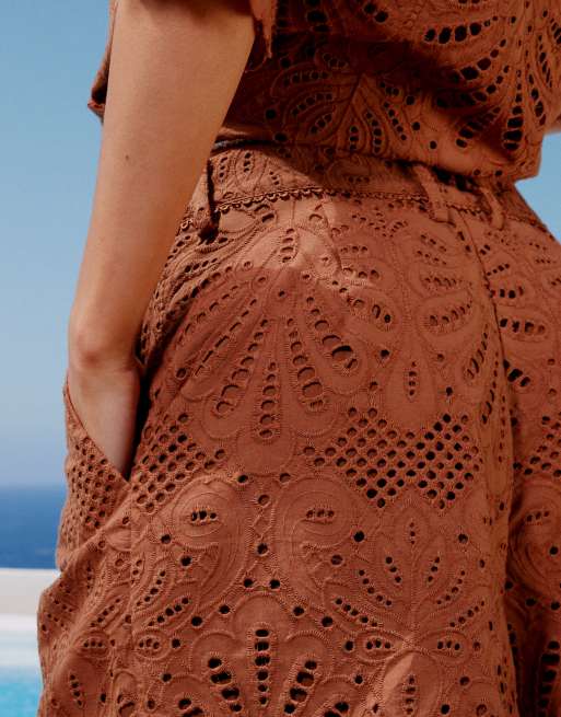 ASOS DESIGN premium broderie dad shorts in mocha - part of a set, 5 of 5