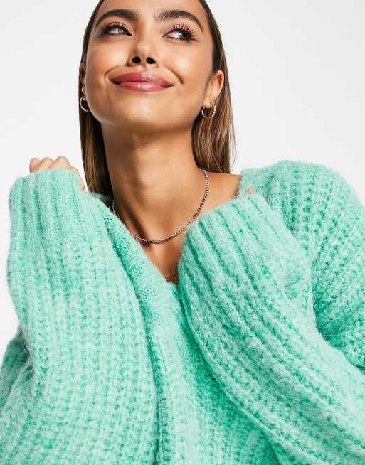 Super Soft V- Neck Chunky Cable Knit Cardigan [Free Express Shipping Offer]