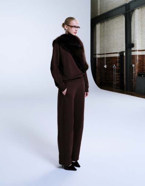 ASOS DESIGN - Premium co-ord set van zware 500 gsm stof en siernaden in chocoladebruin - view 1