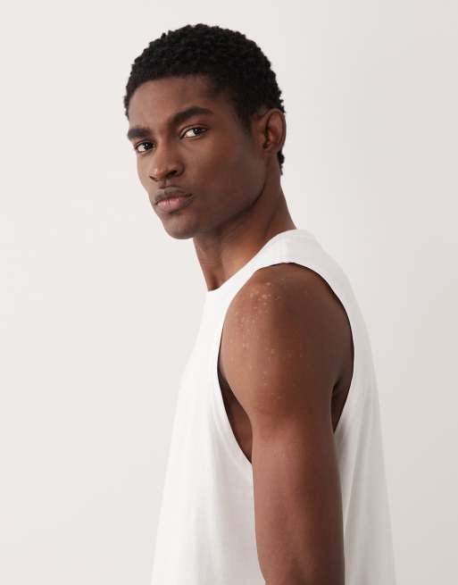ASOS DESIGN Premium – Czarny top bez rękawów z bawełny SUPIMA®, 4 z 5
