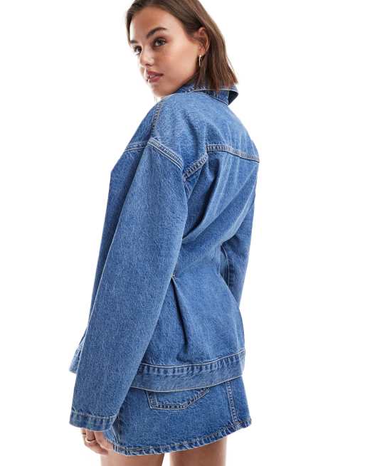 ASOS DESIGN premium denim jacket with waist seams in midwash blue co-ord, 4 of 4