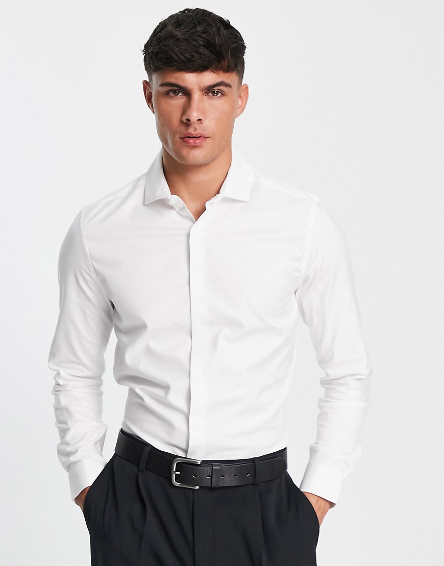ASOS DESIGN Premium easy iron slim fit twill shirt with cutaway collar in white