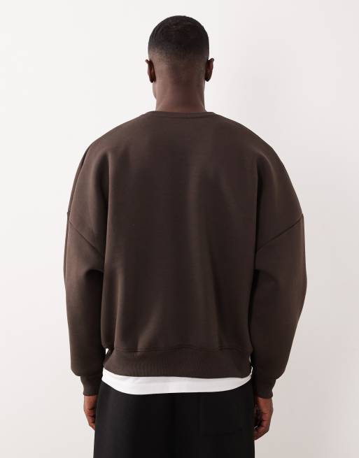 ASOS DESIGN - Premium extreem oversized sweatshirt van zware stof in scuba-stijl in bruin, 3 van 5
