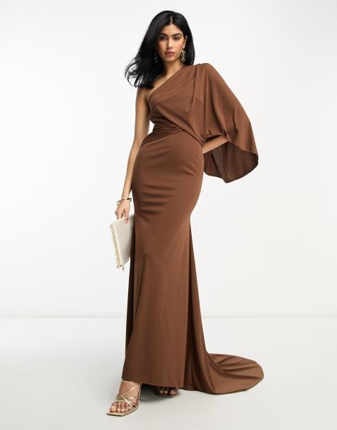 ASOS DESIGN - Premium - Gedrapeerde maxi jurk met blote schouder en sleepdetail in chocoladebruin - view 1