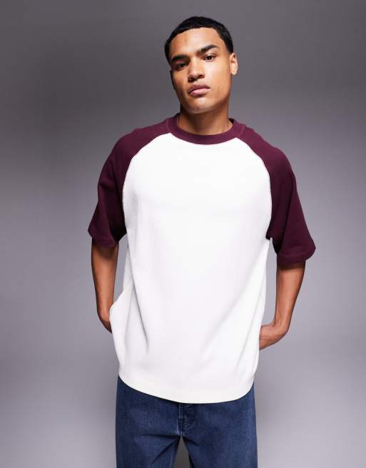 ASOS DESIGN – Premium – Gräddvit, texturerad, ribbad t-shirt i oversize med kontrastfärgade raglanärmar