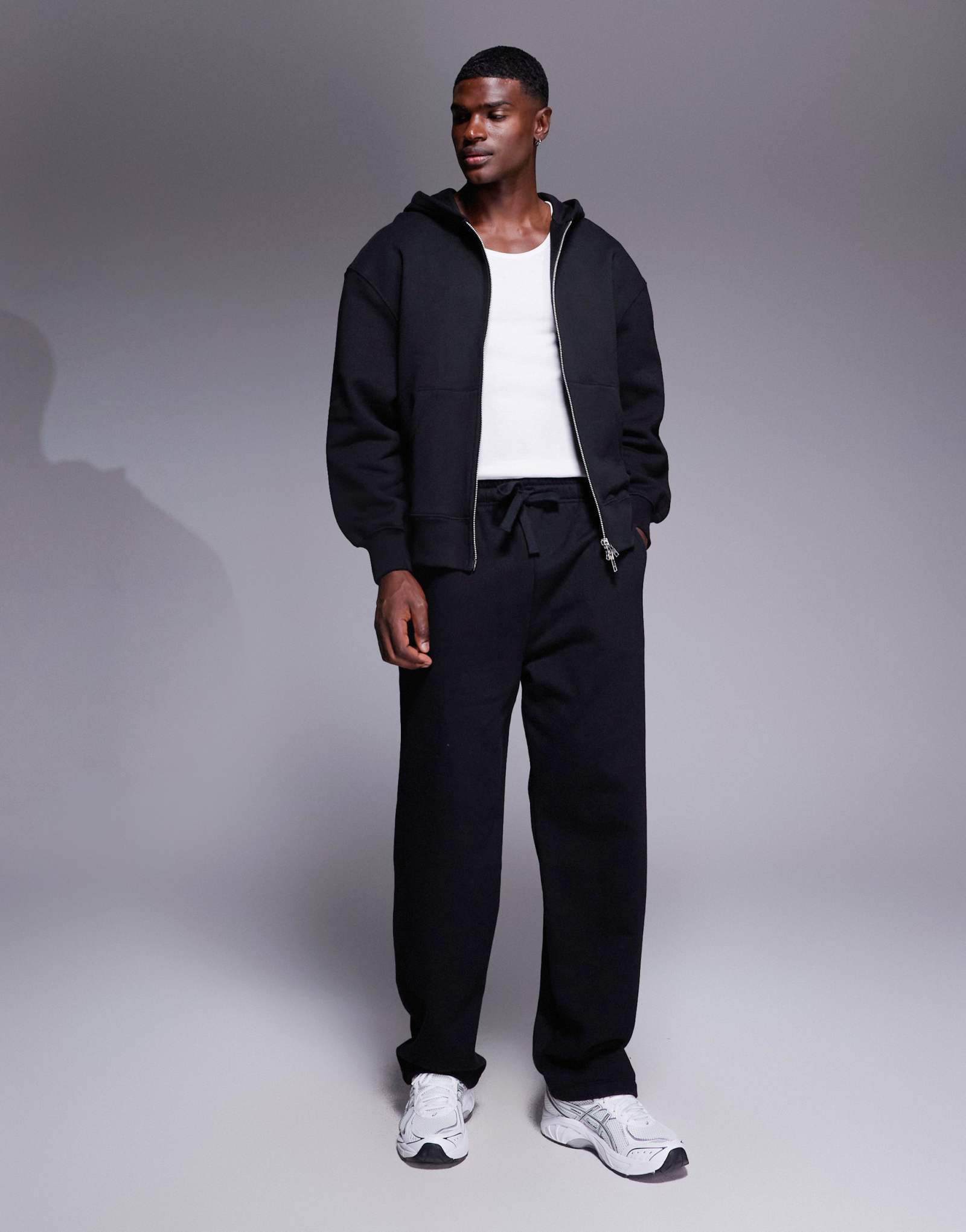 Спортивные брюки ASOS DESIGN premium с прямыми штанинами для тяжелых тренировок весом 400 грамм черного цвета
