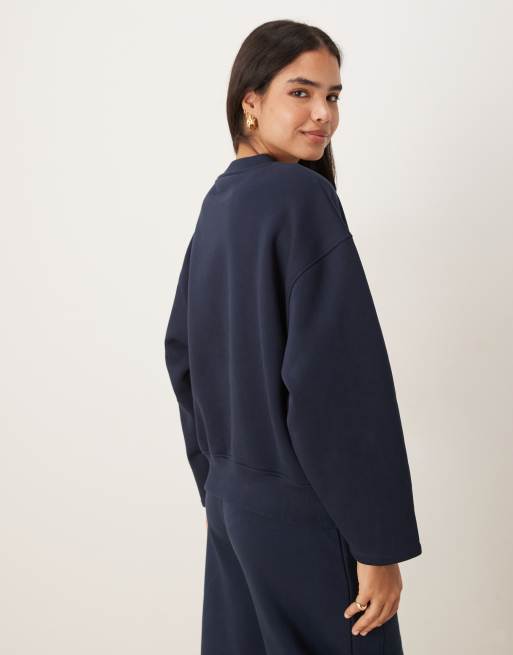 ASOS DESIGN premium heavyweight 500gsm cocoon sleeve sweatshirt in navy, 4 of 4