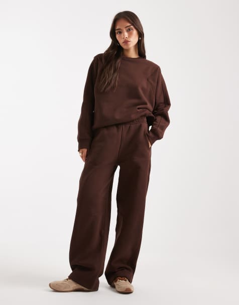 ASOS DESIGN premium heavyweight 500gsm seamed barrel leg sweatpants in chocolate - view 1