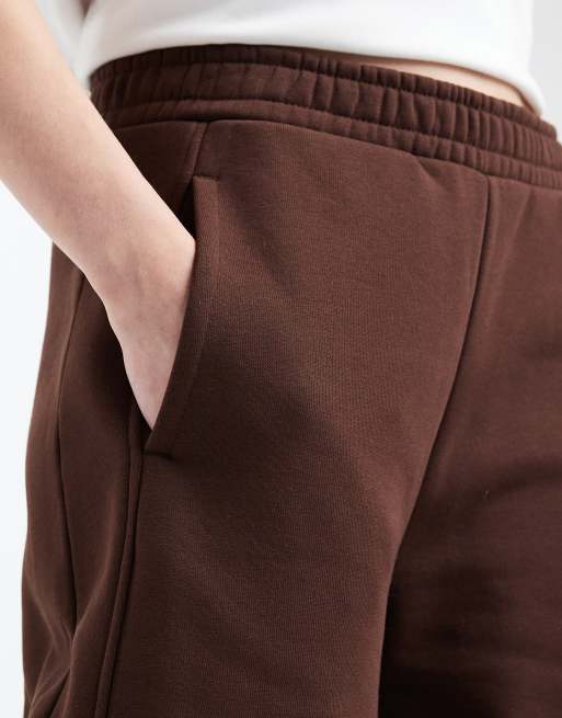 ASOS DESIGN premium heavyweight 500gsm seamed barrel leg sweatpants in chocolate