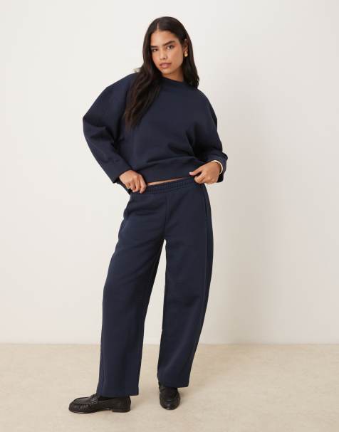 ASOS DESIGN premium heavyweight 500gsm seamed barrel leg sweatpants in navy - view 1