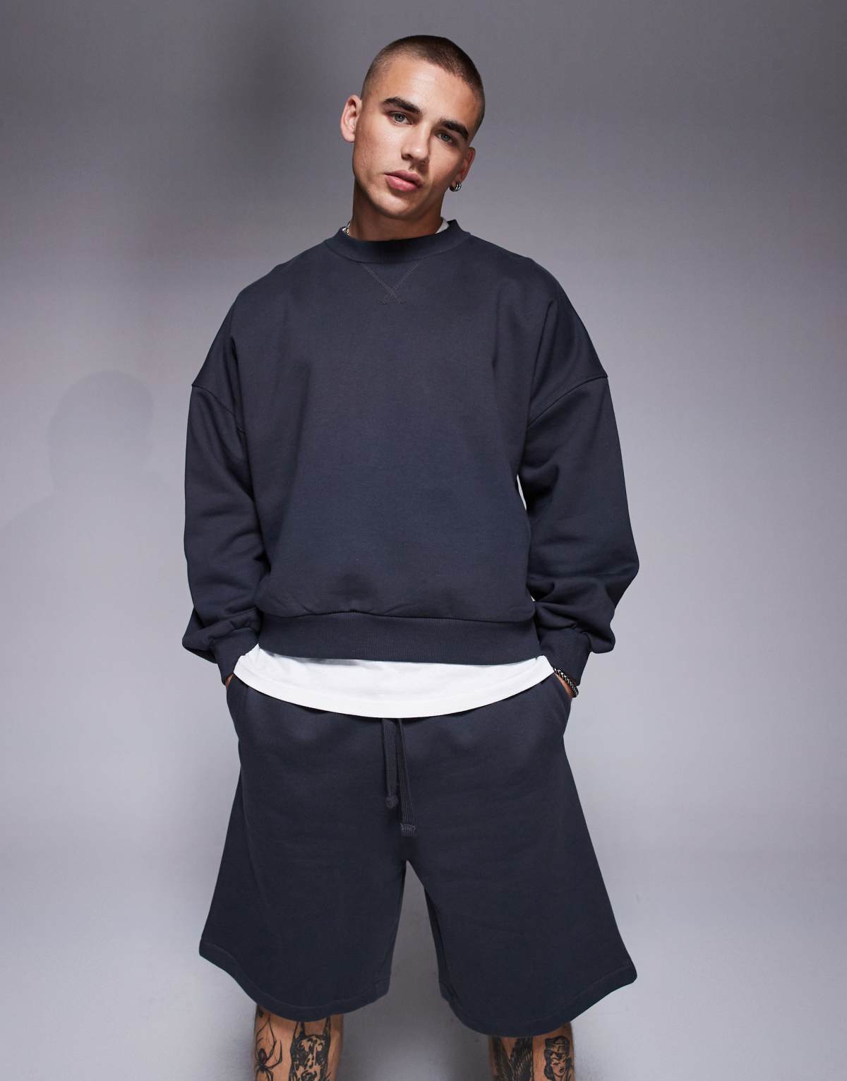 ASOS DESIGN premium heavyweight boxy oversized sweatshirt with dropped shoulder 400gsm in charcoal