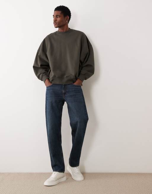 ASOS DESIGN premium heavyweight extreme oversized sweatshirt in 400gsm in dark green, 2 of 5