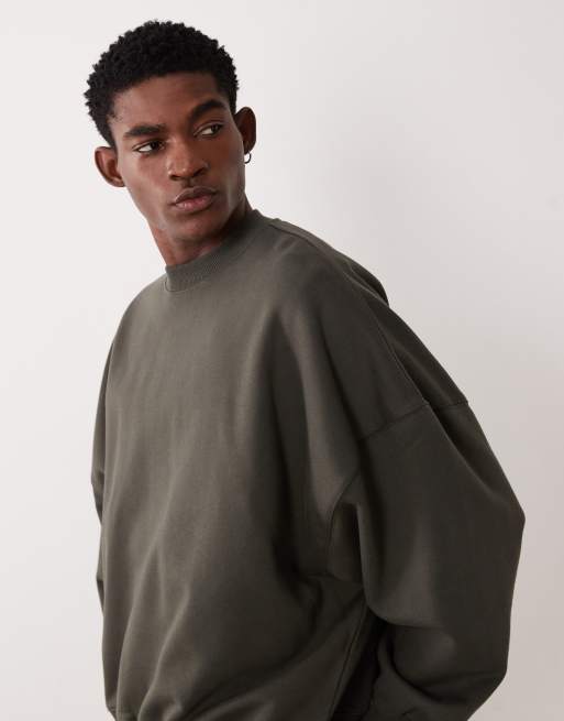 ASOS DESIGN premium heavyweight extreme oversized sweatshirt in 400gsm in dark green, 4 of 5