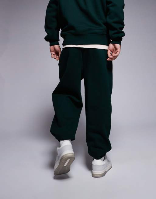 ASOS DESIGN premium heavyweight oversized joggers 400gsm in forest green, 3 of 5
