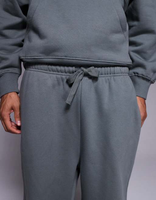 ASOS DESIGN premium heavyweight oversized sweatpants in 400gsm in gray -, 5 of 5