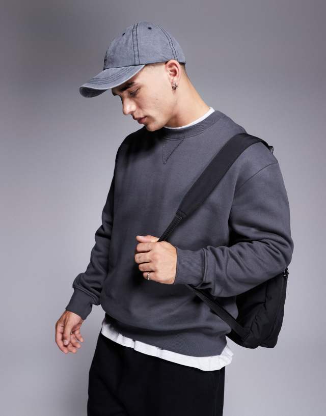 ASOS DESIGN - premium heavyweight oversized sweatshirt 400gsm in washed black