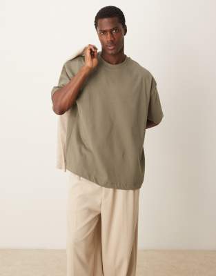 ASOS DESIGN Premium heavyweight oversized t-shirt 300gsm in khaki-Green φωτογραφία