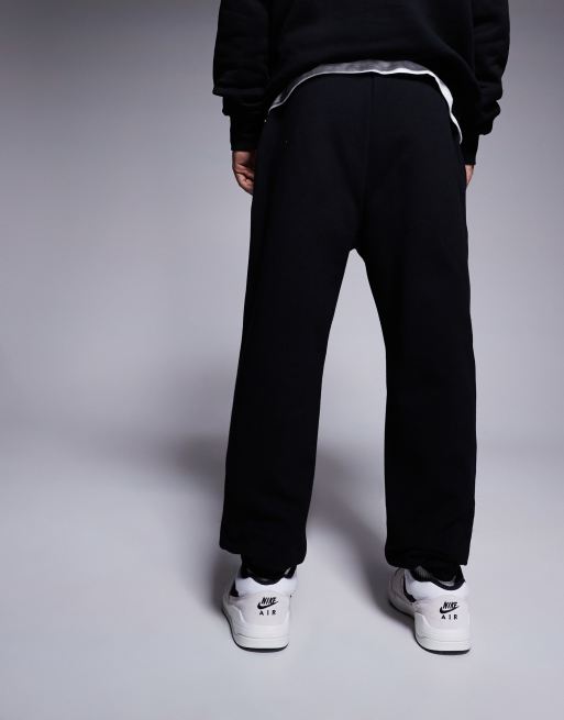 ASOS DESIGN premium heavyweight tapered joggers 400gsm in black, 3 of 5