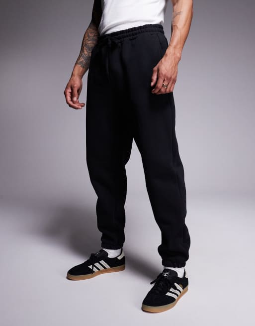 ASOS DESIGN premium heavyweight tapered sweatpants in 400gsm in black, 2 of 5