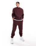 [ASOS DESIGN] ASOS DESIGN premium heavyweight tapered trackies 400gsm in burgundy-Brown XS DECADENT CHOCOLATE