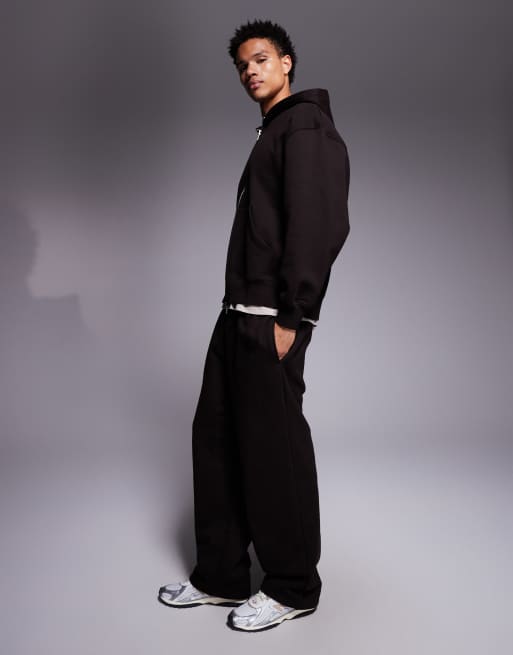 ASOS DESIGN Premium heavyweight wide leg sweatpants in 400GSM brown, 3 of 5