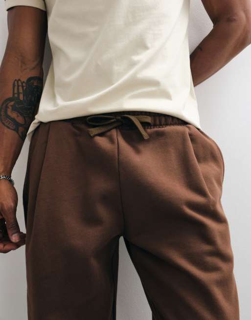 ASOS DESIGN premium joggery oversize z zakładkami w kolorze brązowym, 3 z 9