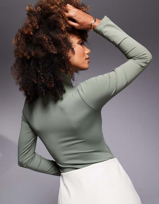 ASOS DESIGN – Premium – Kakifärgad, skulpterande body med hög krage och långa ärmar , 4 av 4