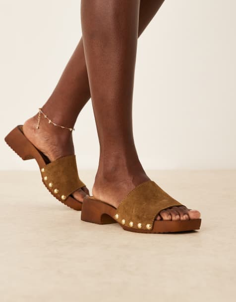 ASOS DESIGN – Premium – Khakifärgade, utsvängda sandaler i mocka med öppen häl - view 1