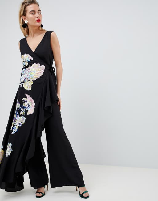 ASOS DESIGN Premium – Kombinezon z haftowanym wzorem i ozdobnym drapowaniem