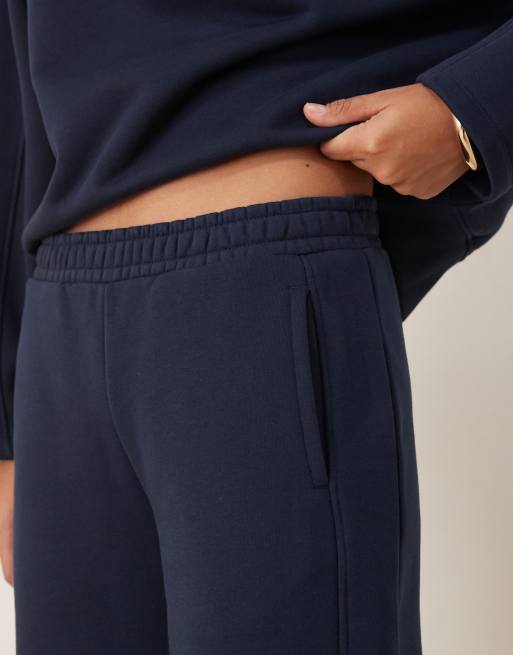 ASOS DESIGN – Premium – Marinblå, kraftiga mjukisbyxor med barrelben, 500gsm, 5 av 5