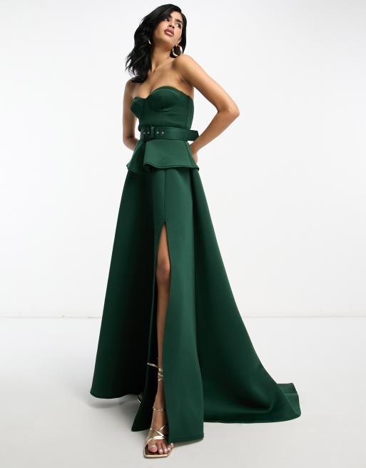 ASOS DESIGN - Premium maxi bandeau-jurk met peplumzoom, riem en dijsplit in donkergroen, 3 van 4