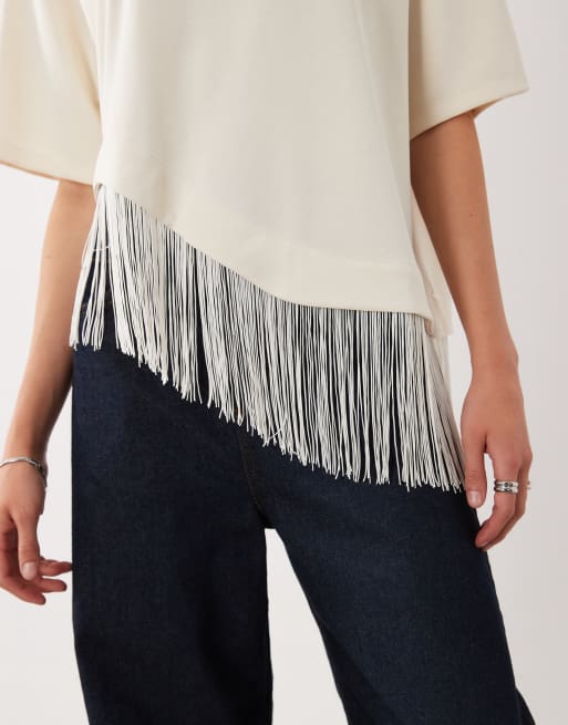 ASOS DESIGN premium oversized asymmetrisk T-shirt med frynsedetalje i cream, 4 af 4