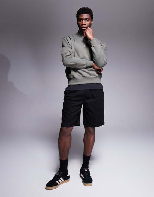 ASOS DESIGN - Premium - Oversized recht sweatshirt van zware stof met korte rits in kaki, 4 van 4
