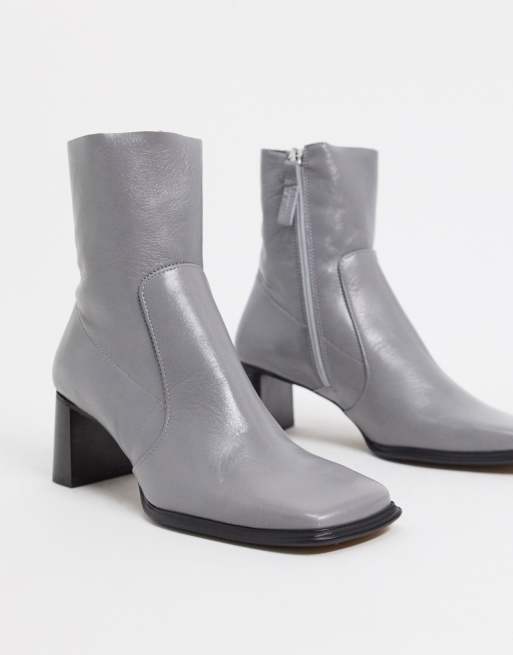 ASOS DESIGN – Premium – Roisin – Gråa boots i läder med fyrkantig tå