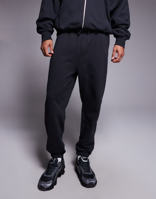 ASOS DESIGN – Premium – Schmal zulaufende Jogginghose aus schwerem Stoff in Anthrazit, 400 g/m², 2 von 5