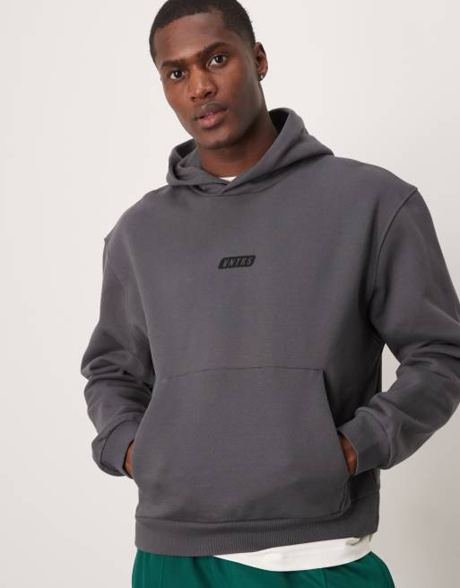 ASOS DESIGN – Premium – Schwerer, kastiger Oversize-Kapuzenpullover in verwaschenem Schwarz mit Brustprint, 400 g/m²