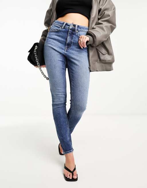 Levi's premium outlet skinny jeans