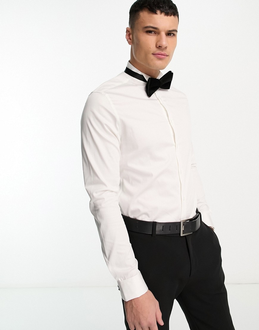 ASOS DESIGN Premium slim fit sateen shirt with wing collar in white
