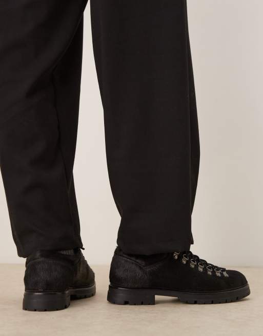ASOS DESIGN - Premium - Sorte vandresko med kohår og snøre, 4 af 4