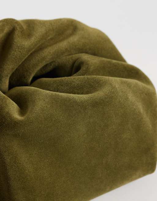 ASOS DESIGN Premium suede cloud clutch bag in olive, 5 of 6