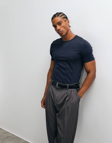 ASOS DESIGN – Premium – SUPIMA® – Marinblå t-shirt i bomull med smal passform - view 1