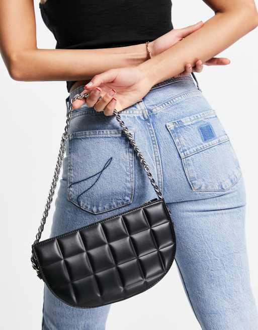 ASOS DESIGN – Premium – Svart fyrkantig vadderad och quiltad axelväska med kedjerem