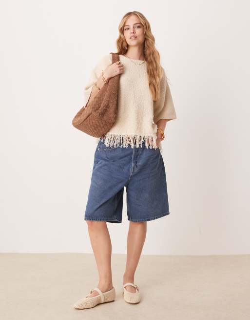 ASOS DESIGN premium textured t-shirt with fringe hem in cream, 3 of 4