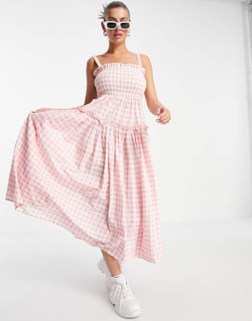 ASOS DESIGN - Prendisole corto a canotta rosa e bianco a quadretti con bordi grezzi