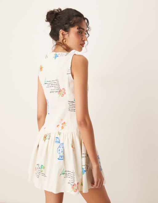 ASOS DESIGN - Prendisole corto con stampa Spicy, scollo a barchetta, bottoni e vita scesa , 3 di 4