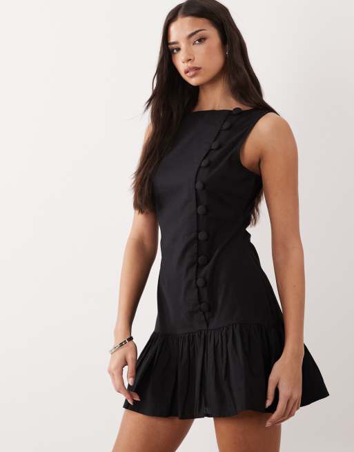 ASOS DESIGN - Prendisole corto stile gilet asimmetrico con scollo a barchetta e vita scesa nero, 2 di 4