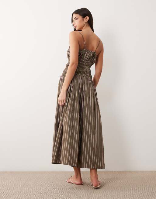 ASOS DESIGN - Prendisole lungo arricciato in popeline di cotone a righe kaki e rosa con vita scesa, 3 di 4