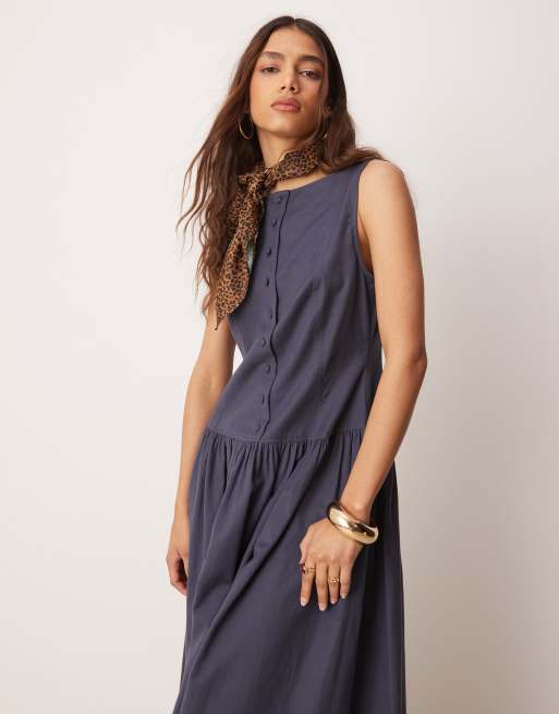 ASOS DESIGN - Prendisole lungo blu navy scuro con vita scesa, scollo a barchetta e bottoni , 2 di 4