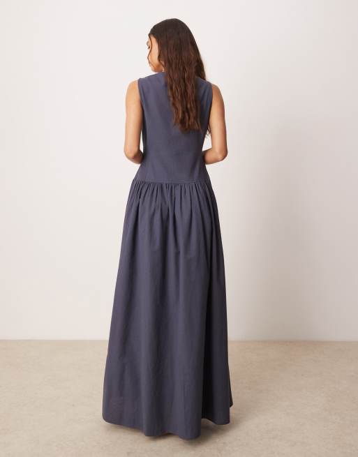ASOS DESIGN - Prendisole lungo blu navy scuro con vita scesa, scollo a barchetta e bottoni , 4 di 4