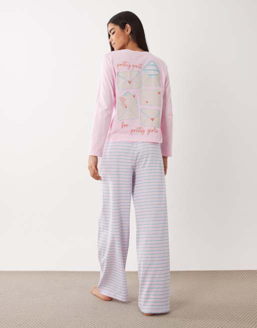 ASOS DESIGN - Pretty Post - Lyserødt pyjamassæt med langærmet top og bukser, 2 af 4
